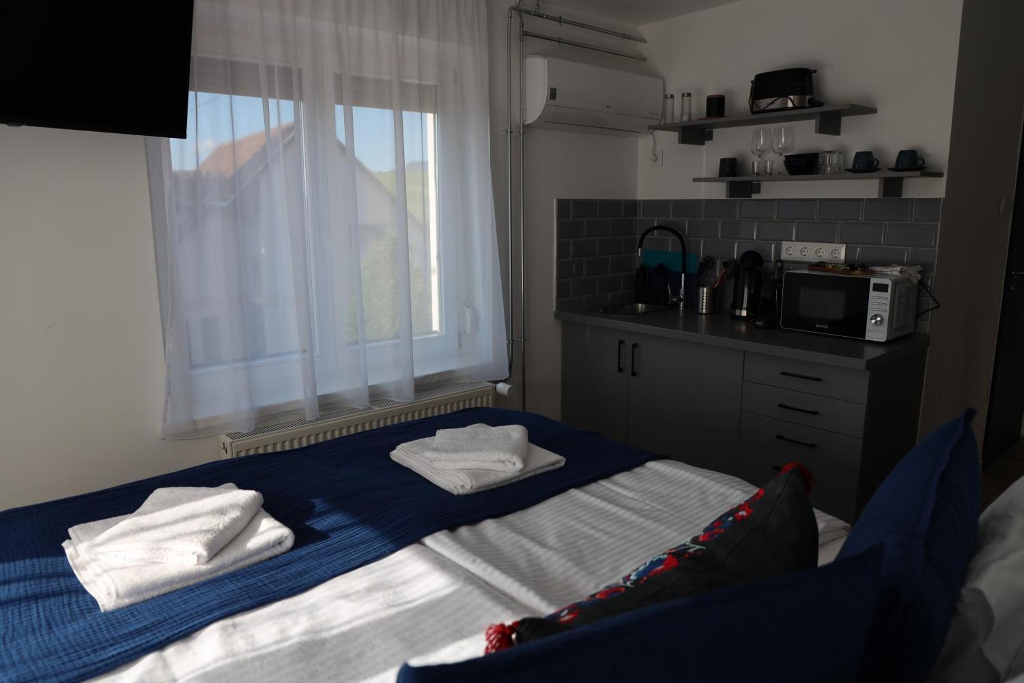 Natali Apartmanhaz Эгер Экстерьер фото
